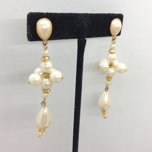 3/$30 VINTAGE 80S RUNWAY FAUX PEARL EARRINGS DROP DANGLE BAUBLE TEARDROP - Picture 10 of 14